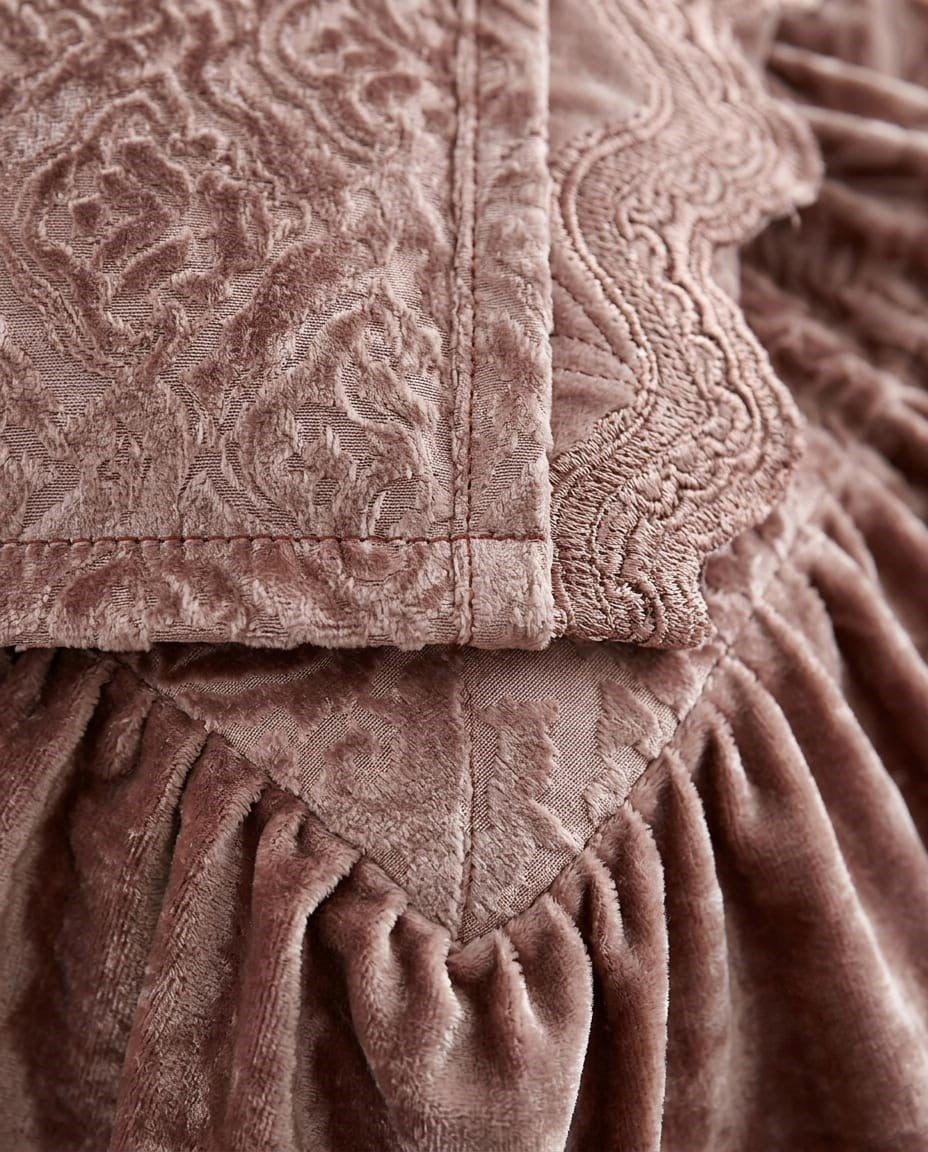14 Piece Palashe Frilled Bedding Set