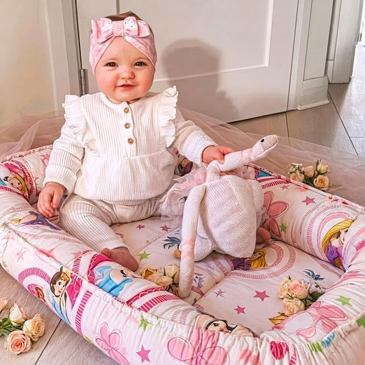 newborn baby nest & bedding set – 6 piece complete comfort bundle