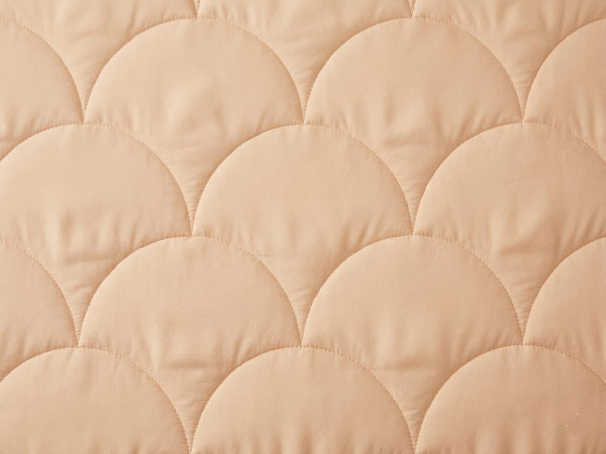 luxury peach bedspread set