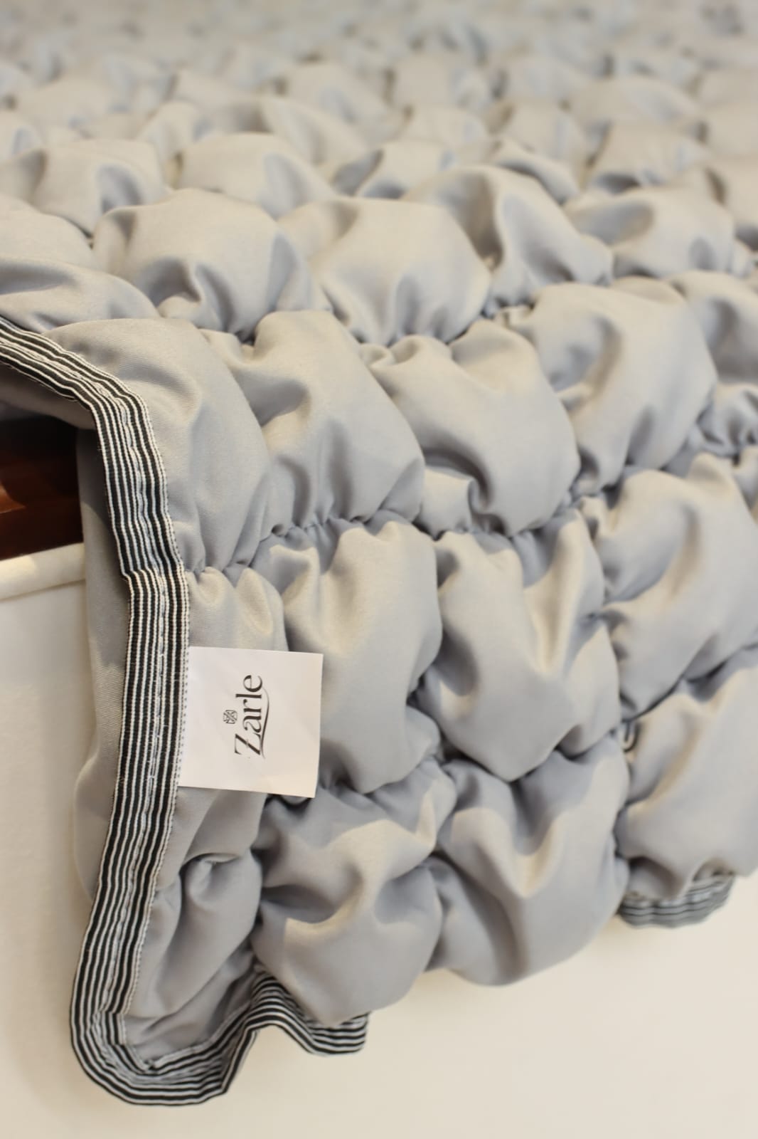 Bubble Quilted Bedspread Set – King Size (Elegant Grey) - Zarle