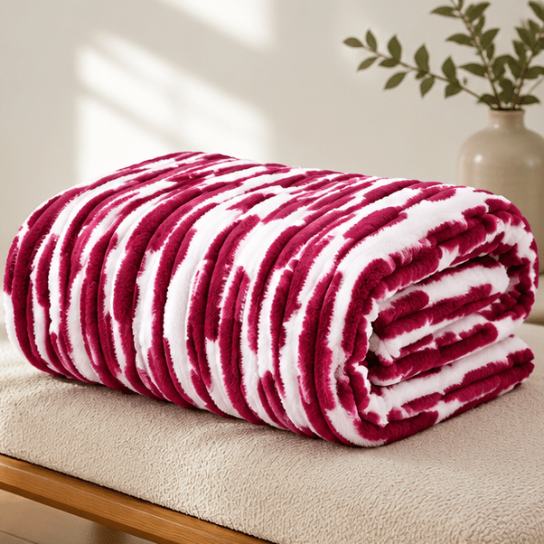 Luxury Plush Bed Blanket Dark Pink - Zarle