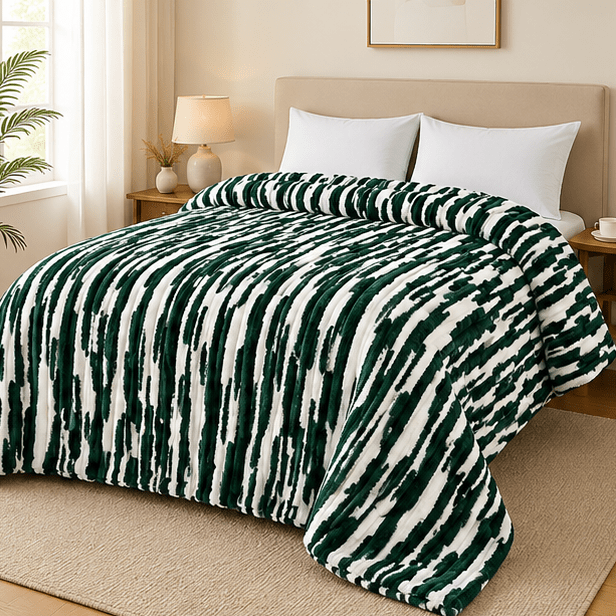 Luxury Plush Bed Blanket Forest Green - Zarle